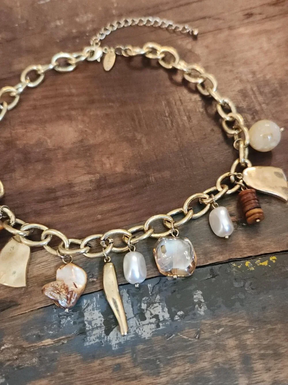 Vintage Coastal Boho Gold Chain Charm Necklace Shell Pearl Wood